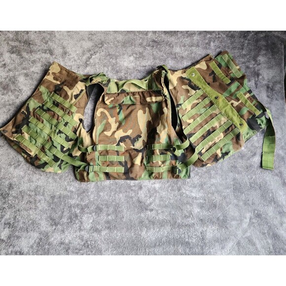 Camouflage Tactical Vest Carrier w/ Inserts Size Large Woodland BDU Display Only - Picture 7 of 15